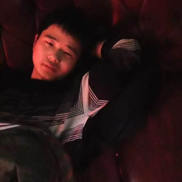 Zeyi Liu